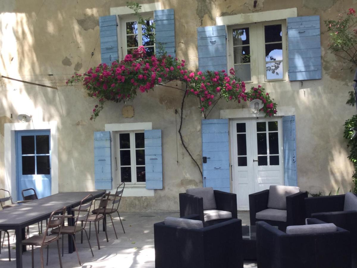 Montjoia Bed & Breakfast LʼIsle-sur-la-Sorgue Екстериор снимка