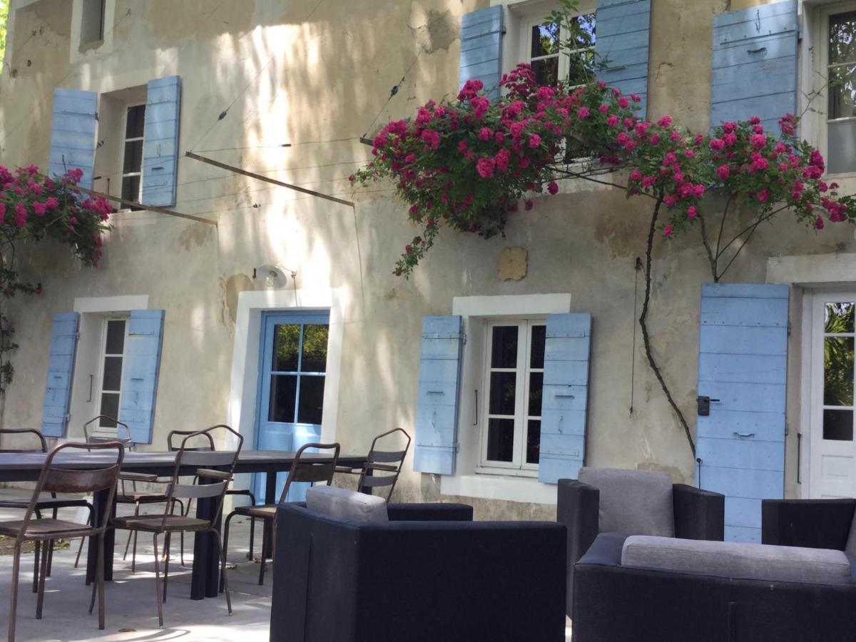 Montjoia Bed & Breakfast LʼIsle-sur-la-Sorgue Екстериор снимка