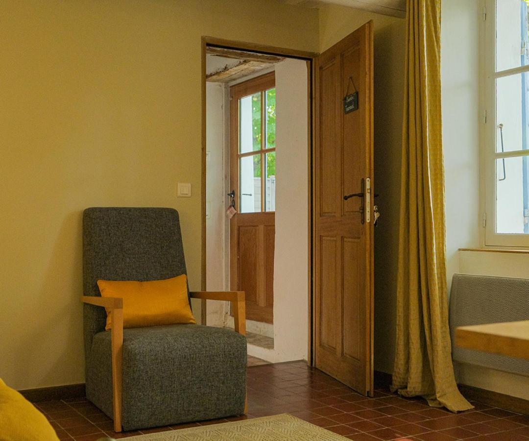 Montjoia Bed & Breakfast LʼIsle-sur-la-Sorgue Екстериор снимка